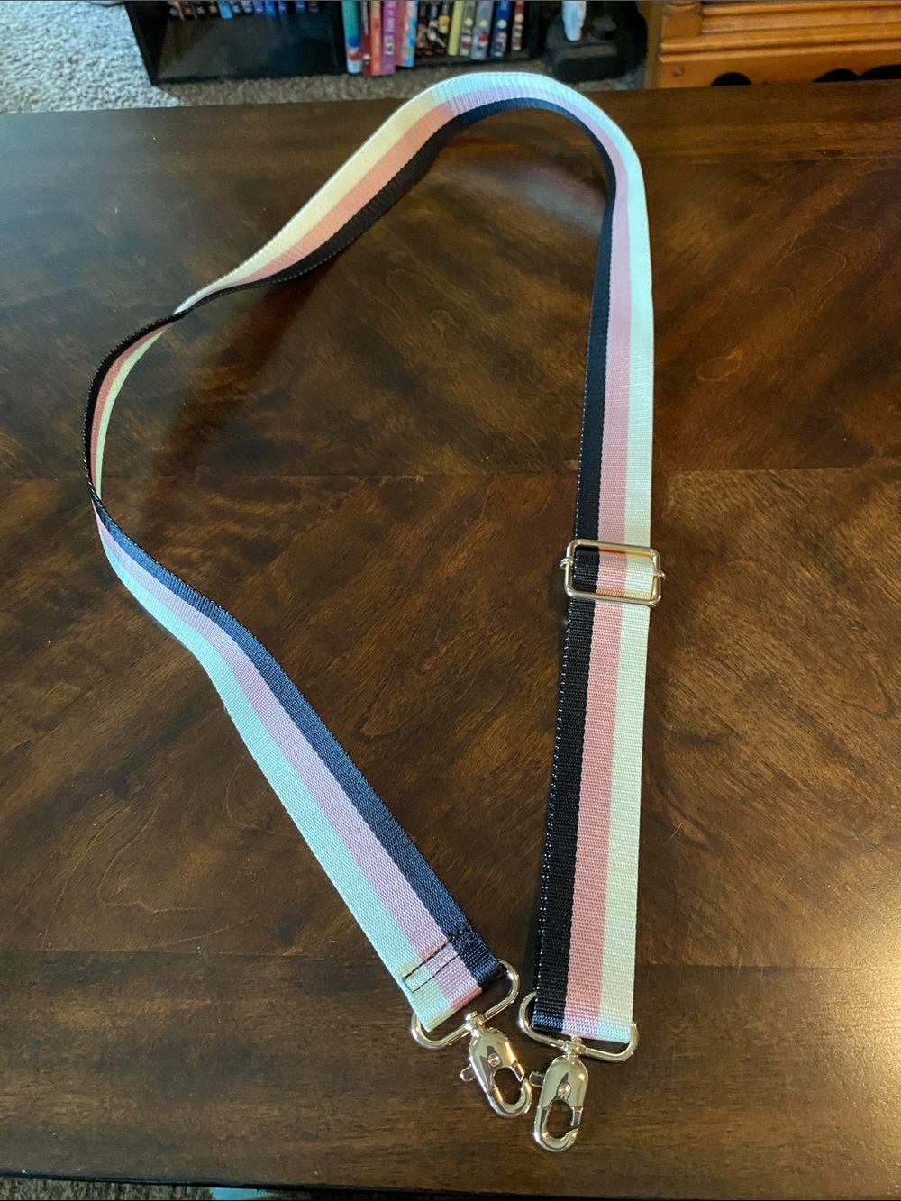 Stella and Dot Adjustable Women’s Crossbody Strap in Pink, Light Blue, Navy